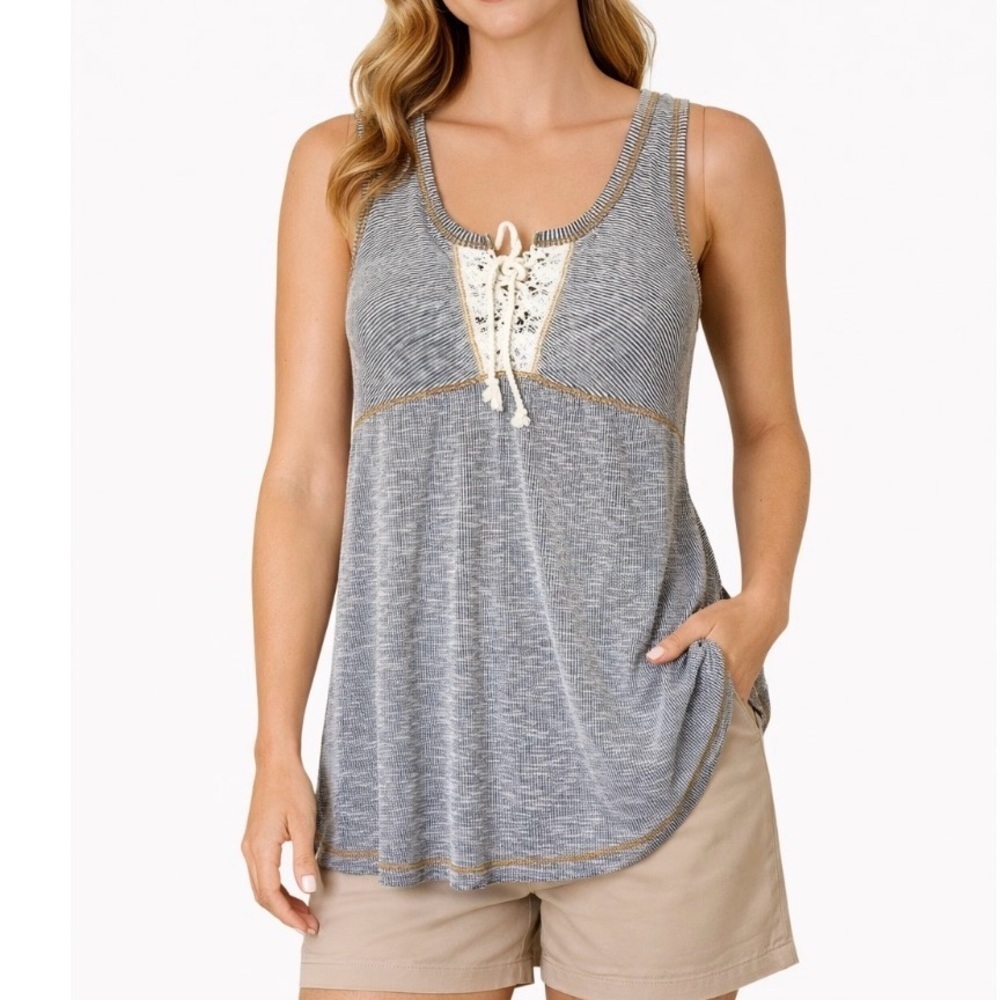 Hem & Thread lace up blouse tank top SZ S lace chest detail
